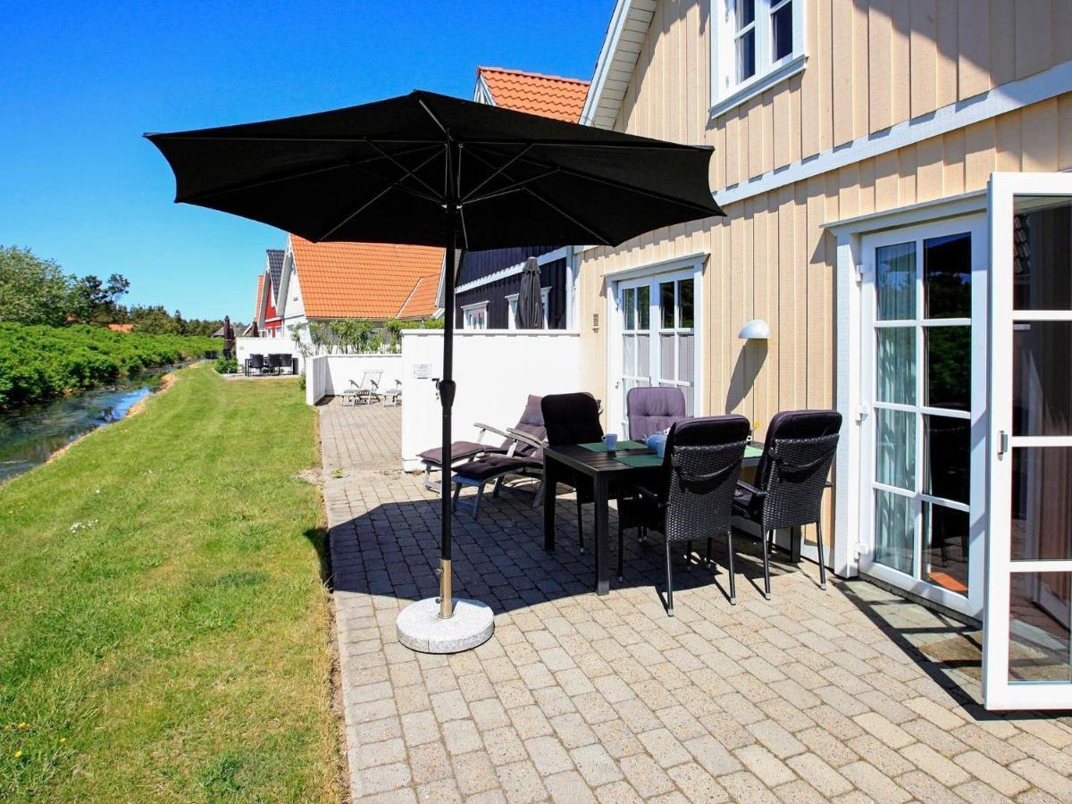 4 Person Holiday Home In Bl Vand Blåvand Kültér fotó